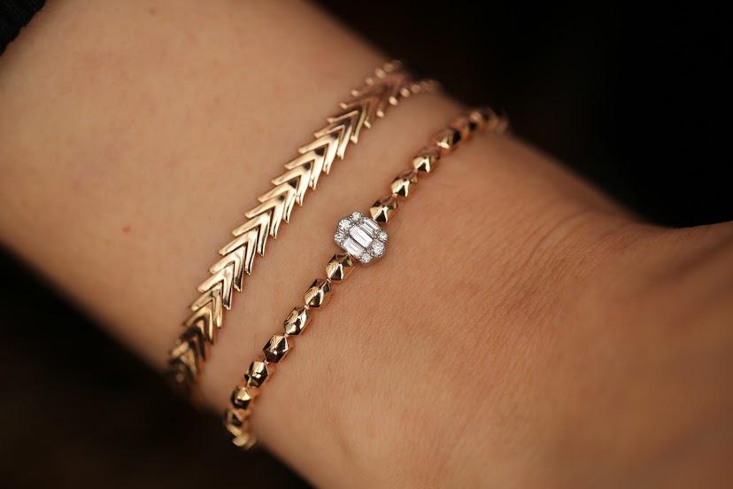 Grande Bangle Diamond  Bracelet