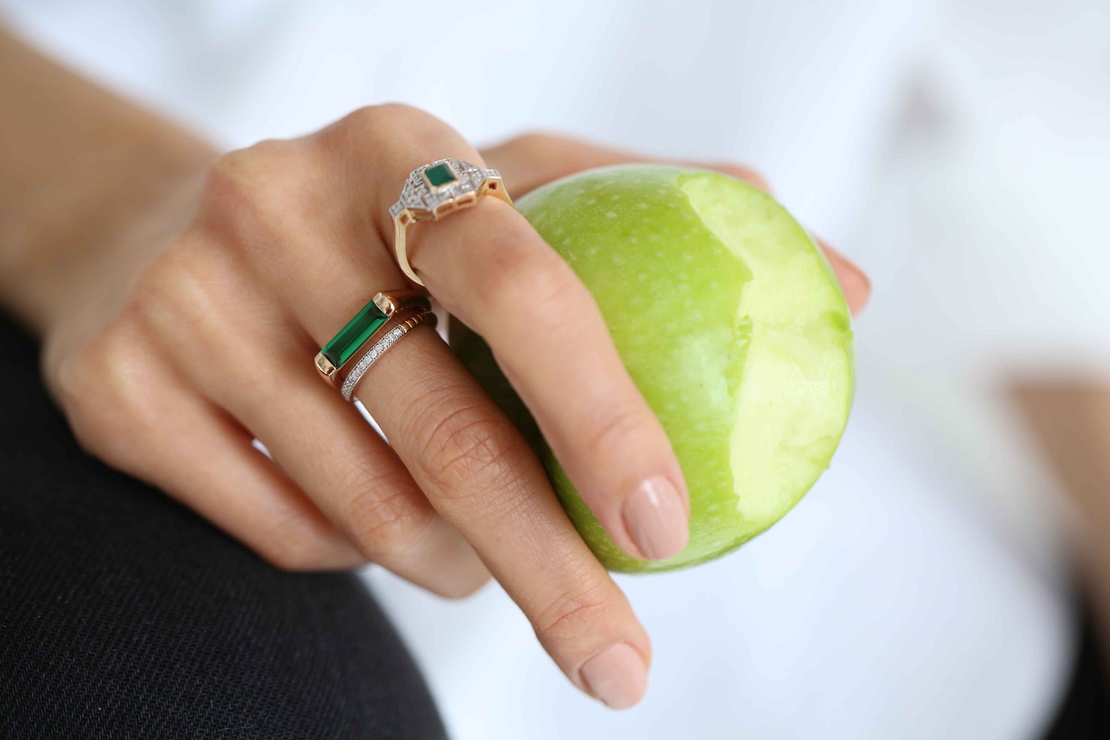 Emerald Line Ring