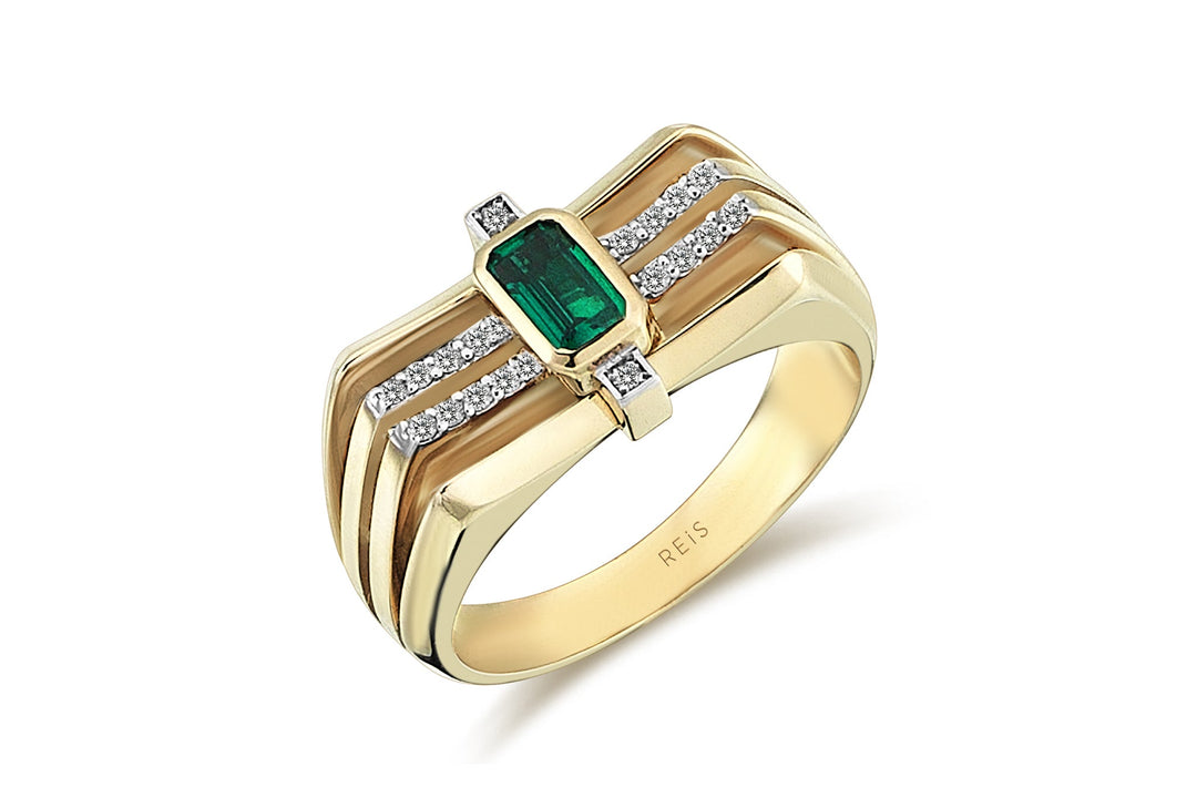 Queen Green Emerald and Diamond  Ring