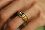Load image into Gallery viewer, Queen Green Emerald and Diamond  Ring
